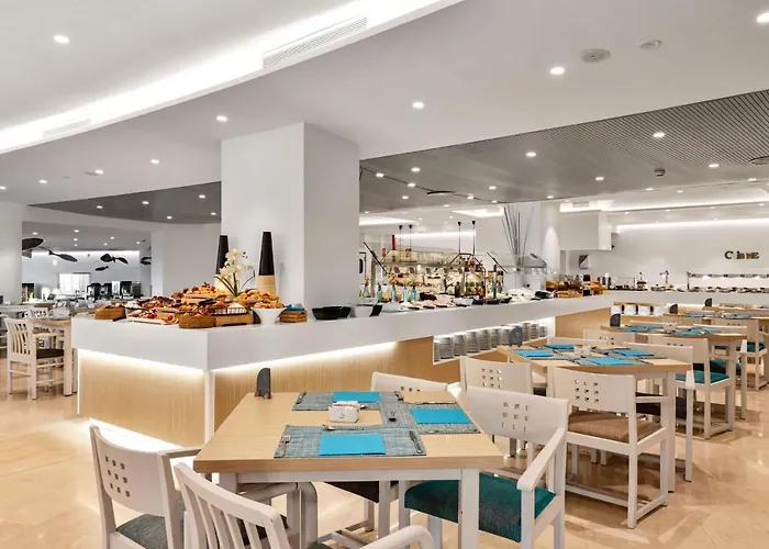 Fontanellas Playa بلايا ذي بالما