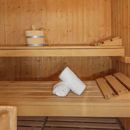 Fontanellas Playa Aparthotel 4*