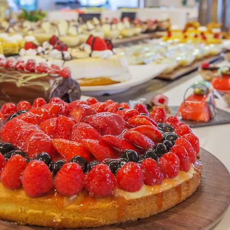 Fontanellas Playa Aparthotel 4*