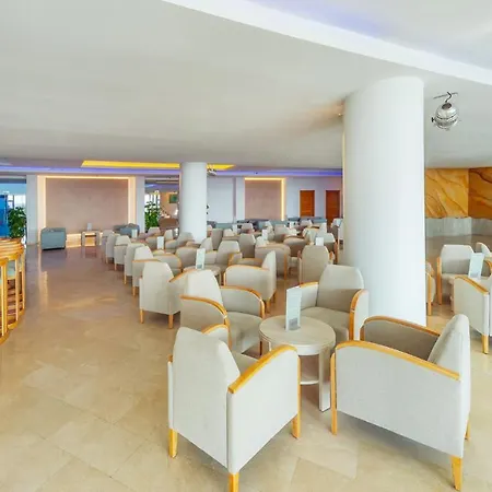 Aparthotel Fontanellas Playa