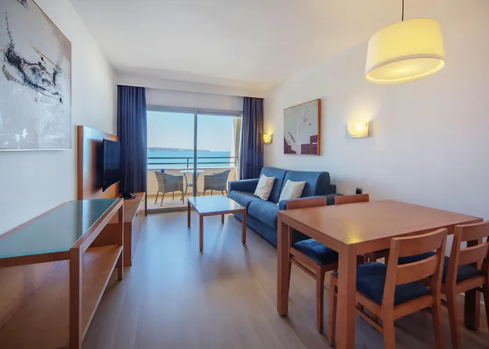 Fontanellas Playa Aparthotel 4*