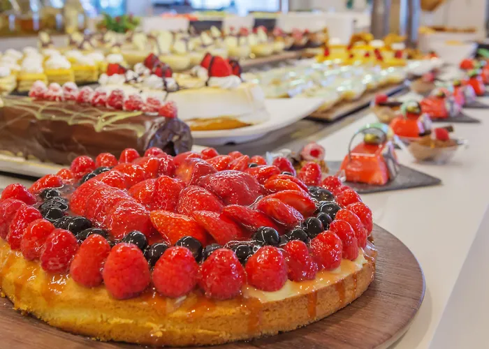 Fontanellas Playa Aparthotel 4*