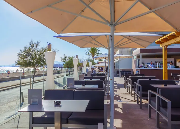 Fontanellas Playa Aparthotel